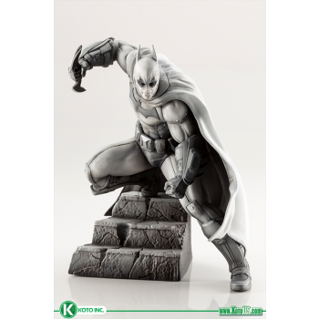 BATMAN ARKHAM SERIES 10TH ANNIVERSARY LIMITED EDITION ARTFX+