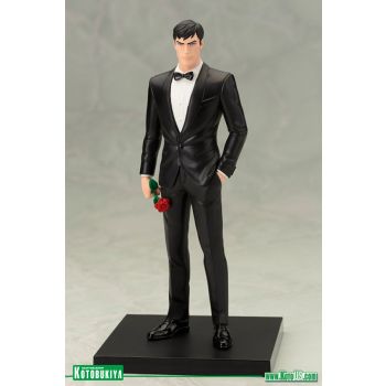 SDCC LIMITED EDITION DC COMICS BRUCE WAYNE ARTFX+