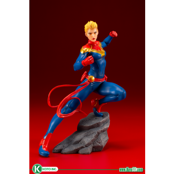 MARVEL COMICS AVENGERS SERIES CAPTAIN MARVEL ARTFX+