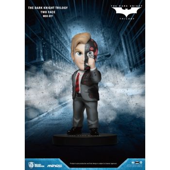 THE DARK KNIGHT TRILOGY: TWO FACE MINI EGG ATTACK 