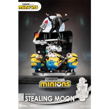 DESPICABLE ME: D-STAGE MINIONS STEALING MOON