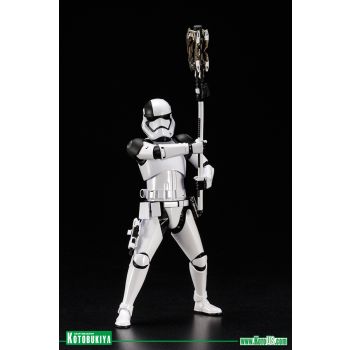 STAR WARS THE LAST JEDI FIRST ORDER STORMTROOPER EXECUTIONER ARTFX+