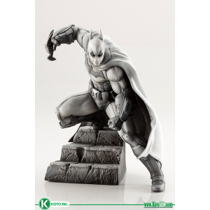 BATMAN ARKHAM SERIES 10TH ANNIVERSARY LIMITED EDITION ARTFX+