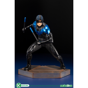 DC COMICS NIGHTWING TITANS SERIES ARTFX STATUE