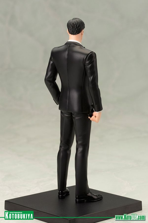 DC Comics store Bruce Wayne Artfx SDCC 1/10 Figure